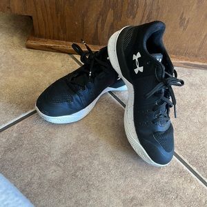 Under Armour Tennis Shoes